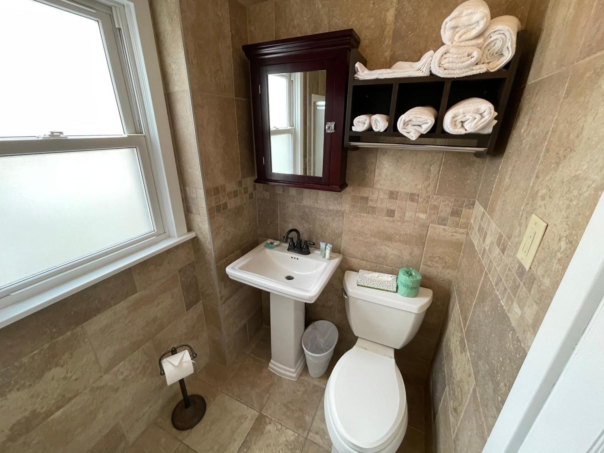 Buttercup Suites Wildwood Crest Beach ภายนอก รูปภาพ