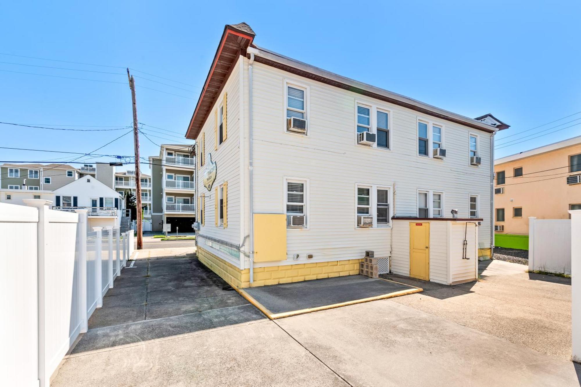 Buttercup Suites Wildwood Crest Beach ภายนอก รูปภาพ